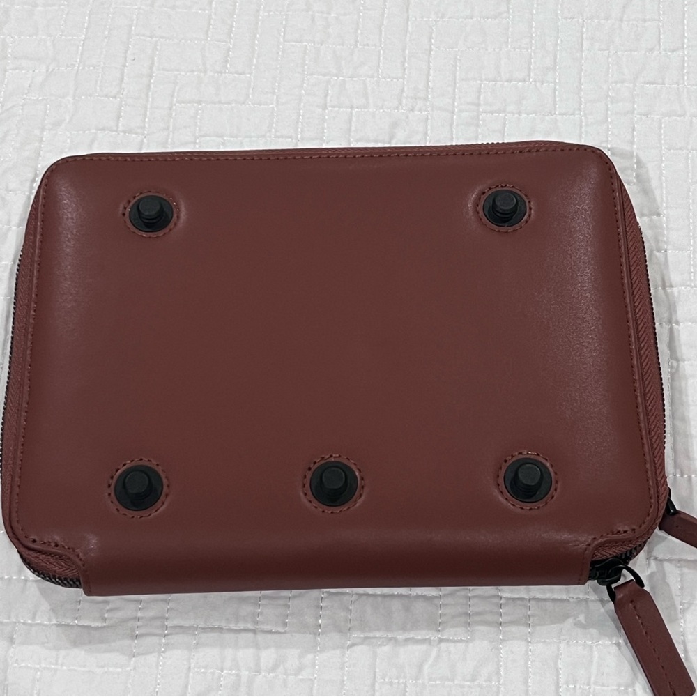 MONOS :: FOLIO KIT - Picture 7 of 15